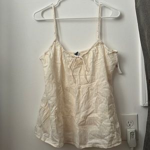 Textured Clip-Dot Tiered Tie-Neck Cami Top